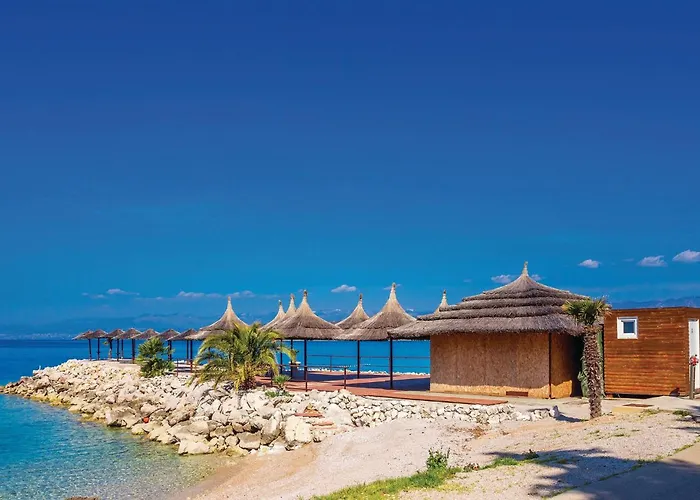 Cozy In With House A Panoramic View Njivice