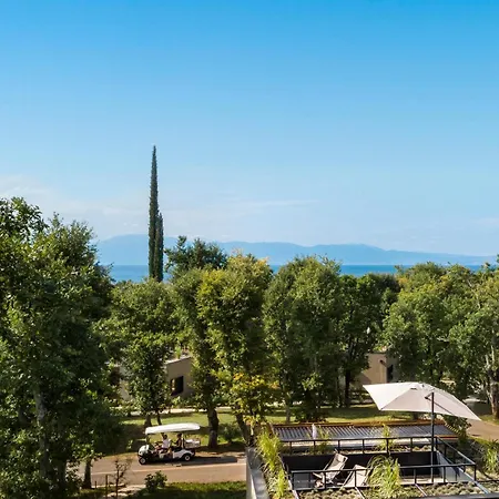 Cozy In With House A Panoramic View 度假居 *